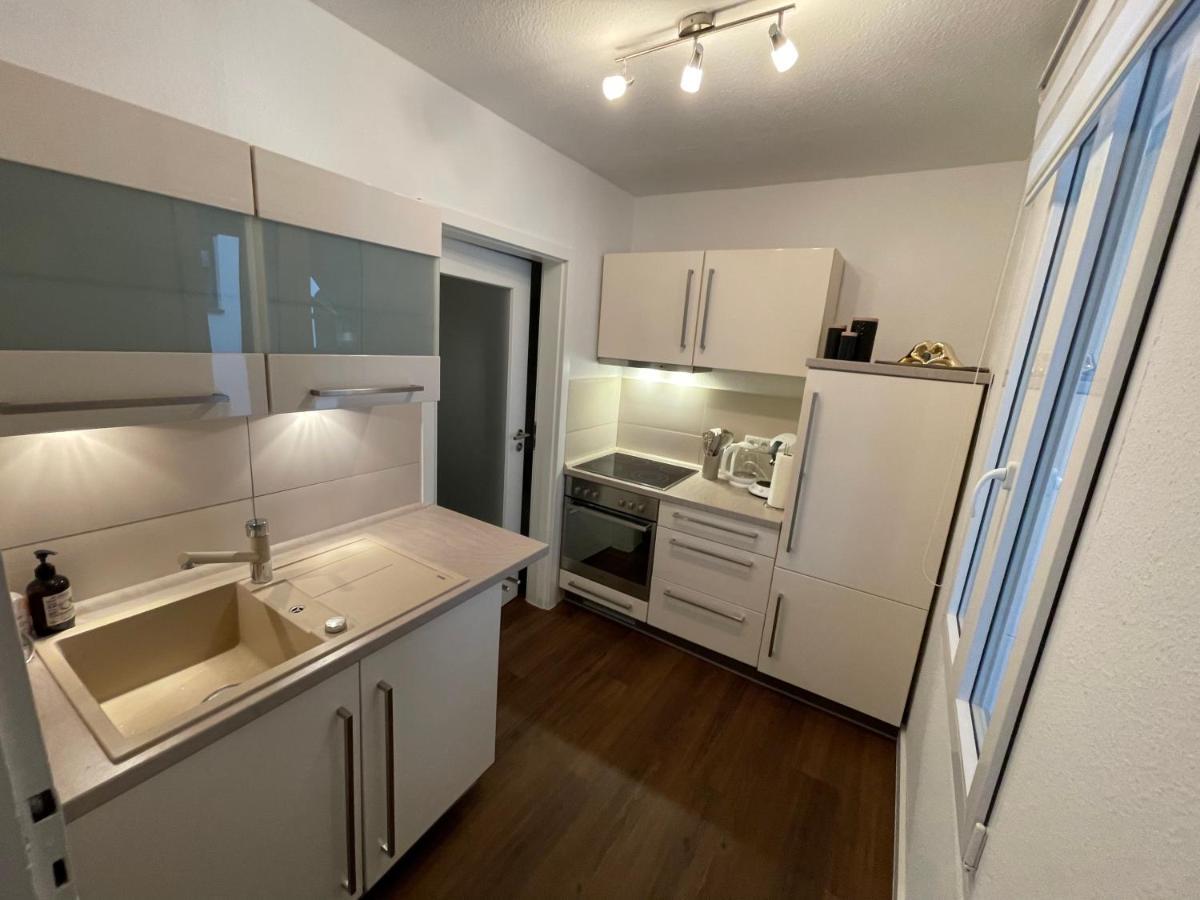 Erfbnb - 40Qm Apartment Mit Kueche, Bad, Schlaf-Wohnzimmer In Erfurt Sued - Stadnah- Wlan Екстер'єр фото